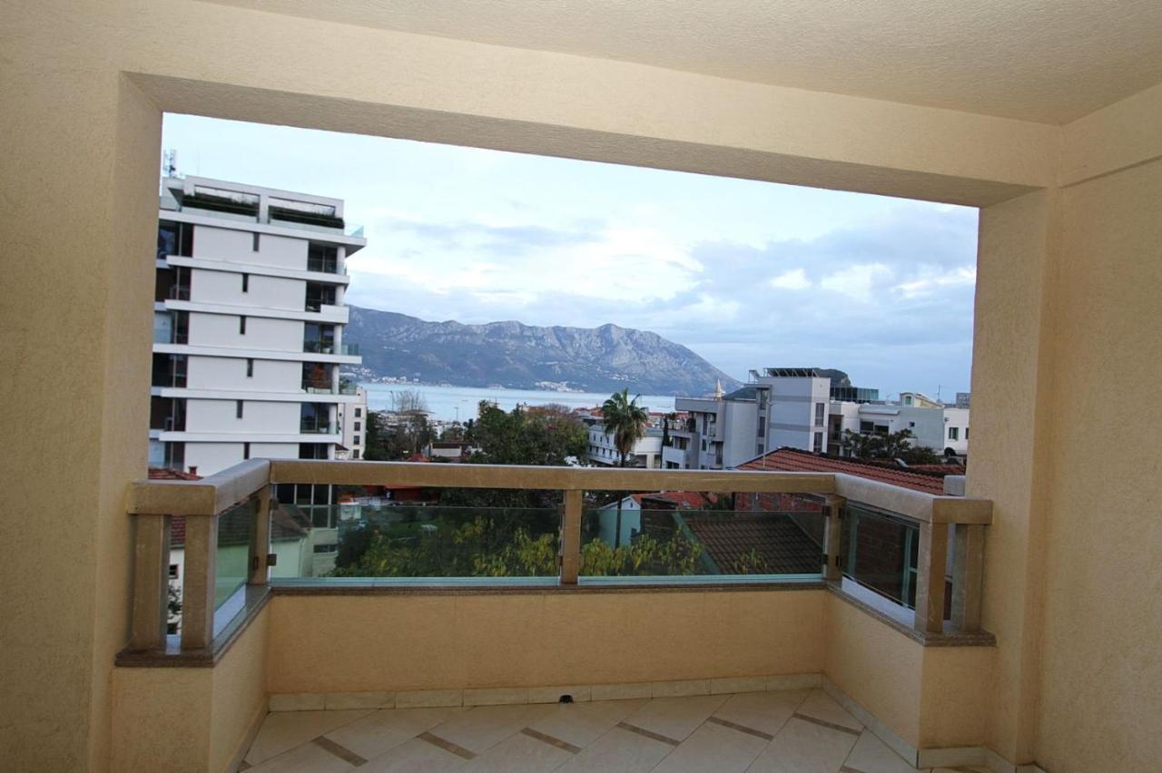 Apartment Luxury Big Blue Budva